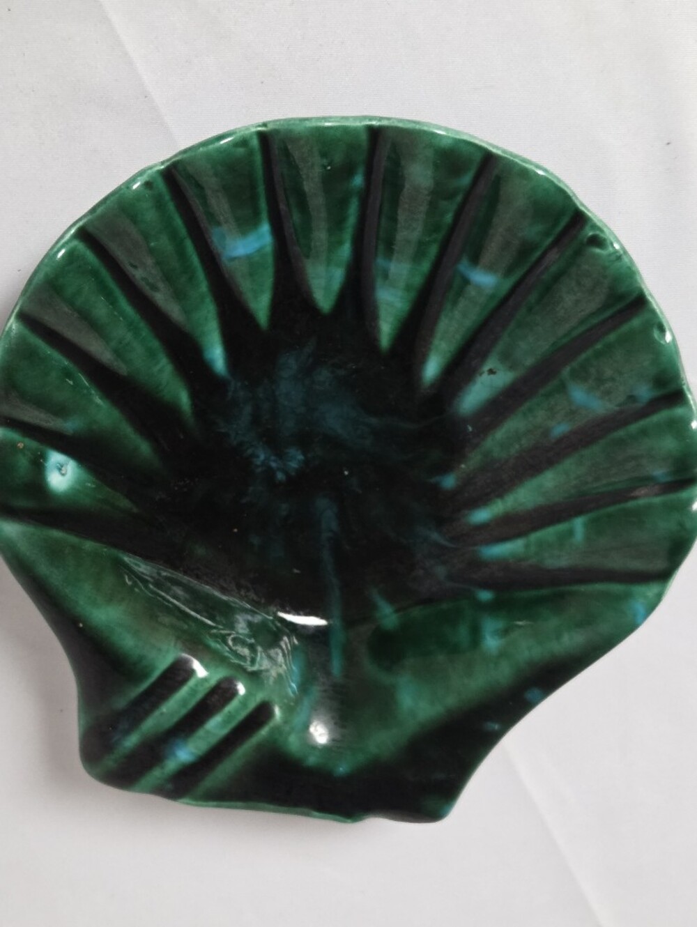 Vintage Green Clamshell Ashtray